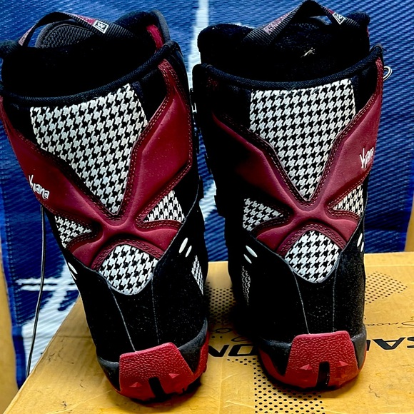 Salomon size7 women snowboard 🏂 boots - Picture 3 of 11